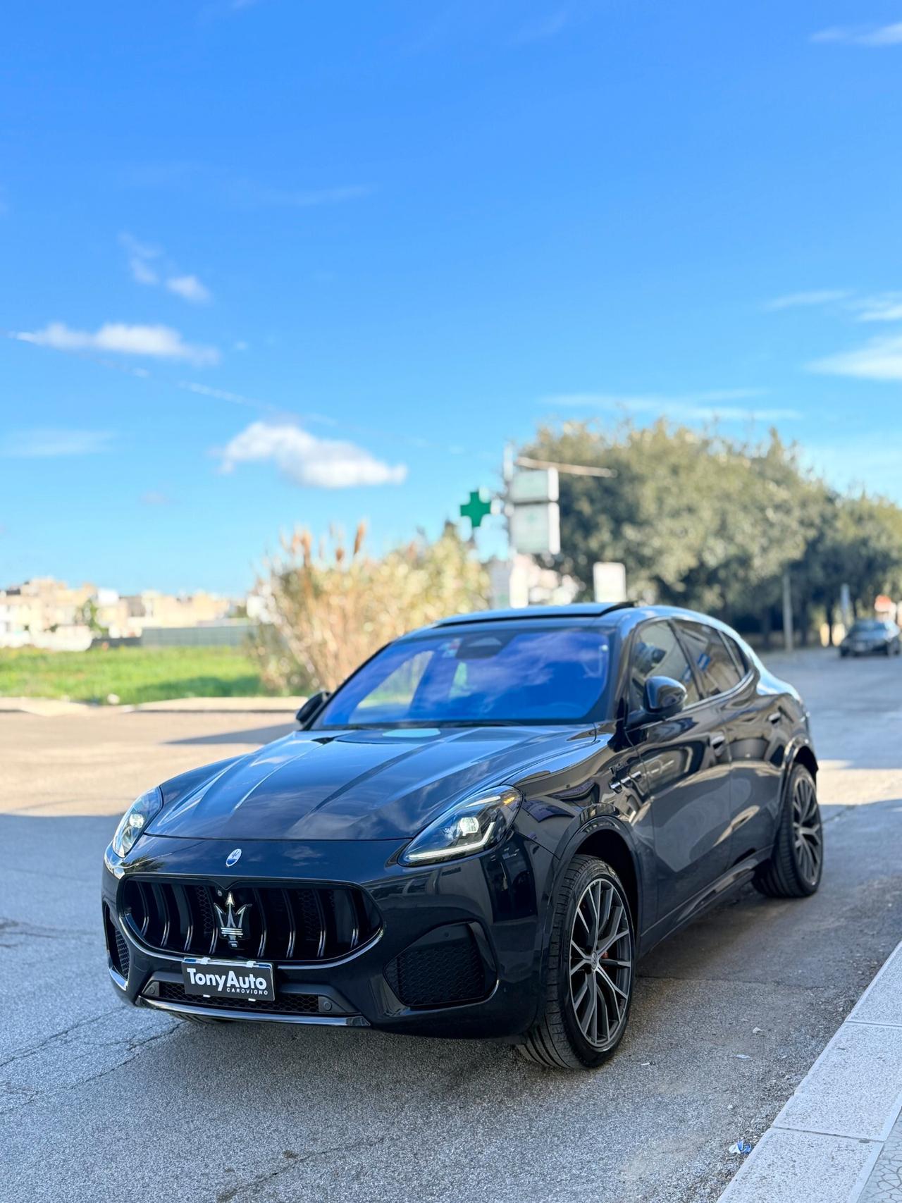 Maserati Grecale MHEV BENZINA/ELETTRICA 330 CV Modena TETTO APRIBILE,TELECAMERA 360,APPLE CARPLAY,NAVI