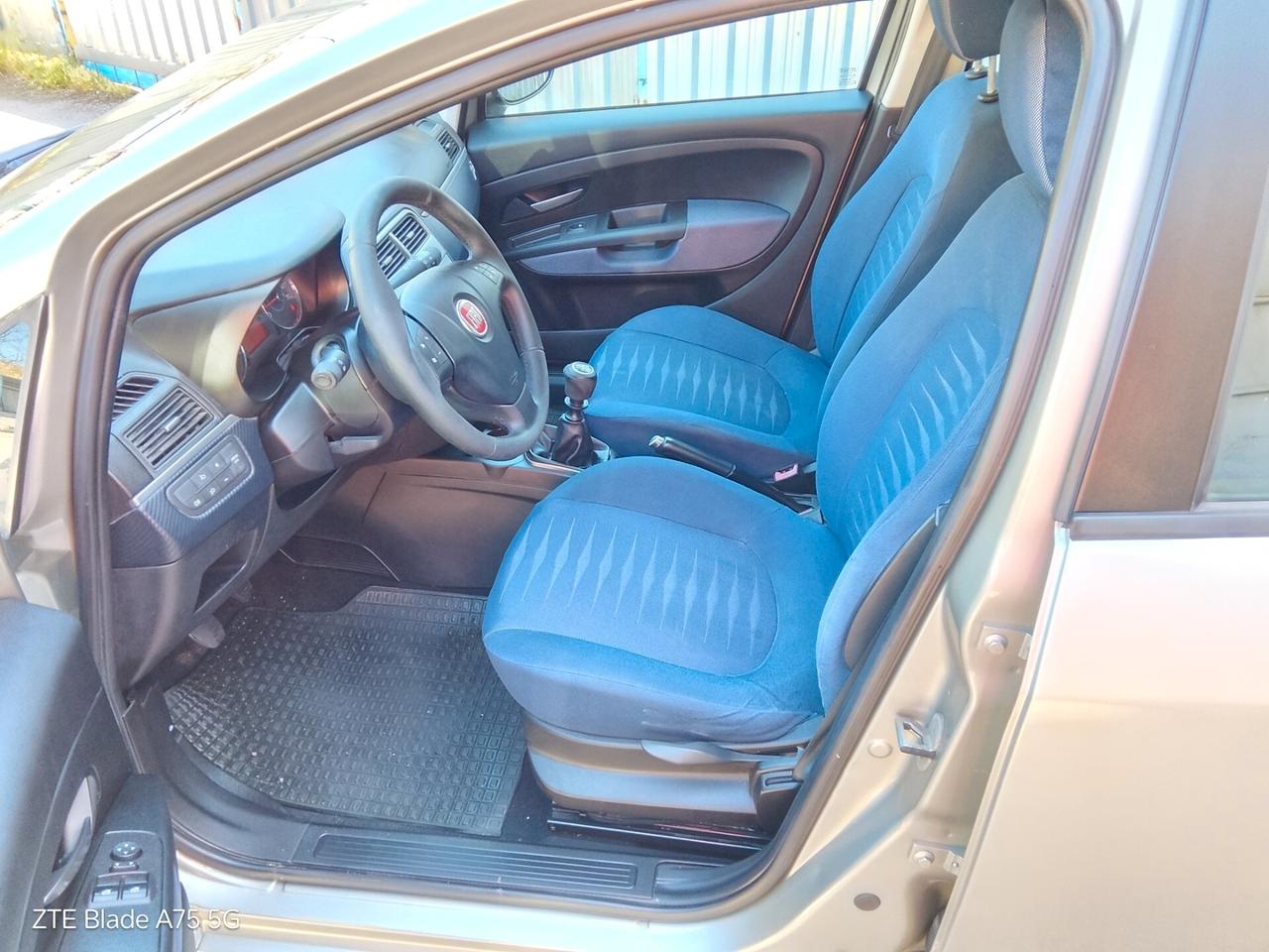 Fiat Grande Punto 1.2 5 porte 2009 12 mesi di garanzia