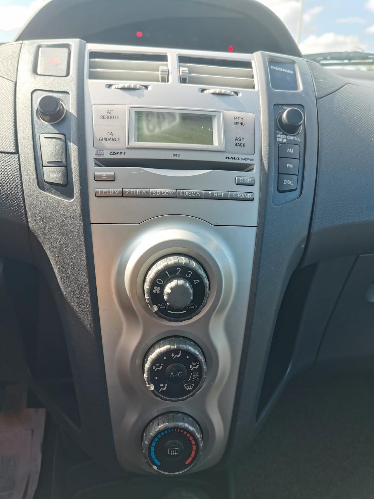 Toyota Yaris 1.0 5 porte Sol 2006