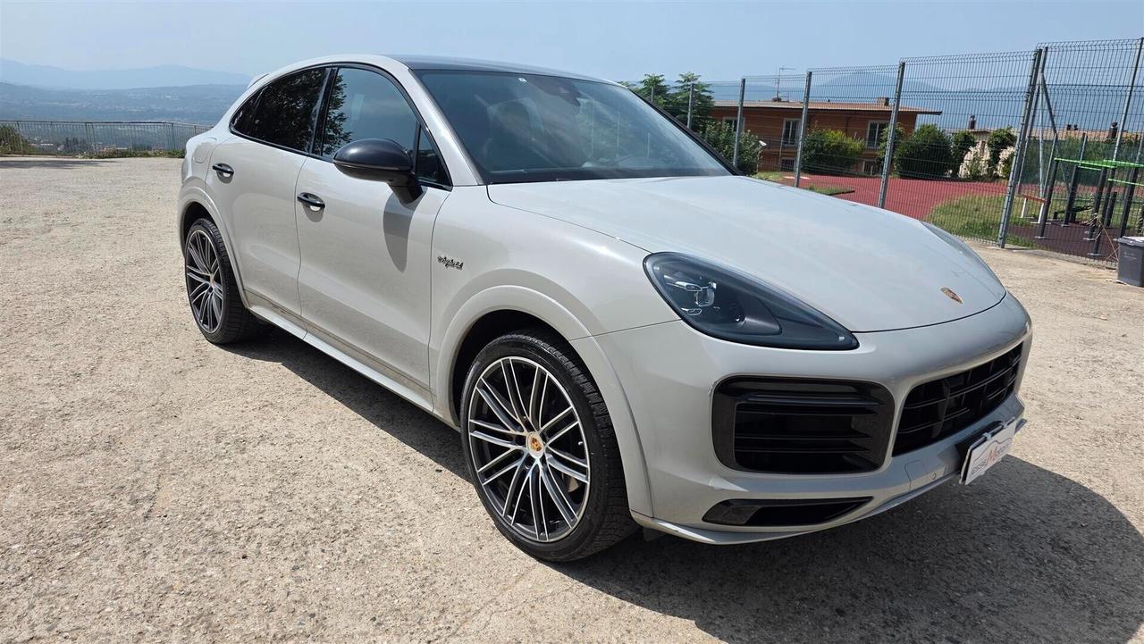 Porsche Cayenne Coupé 3.0 V6 E-Hybrid