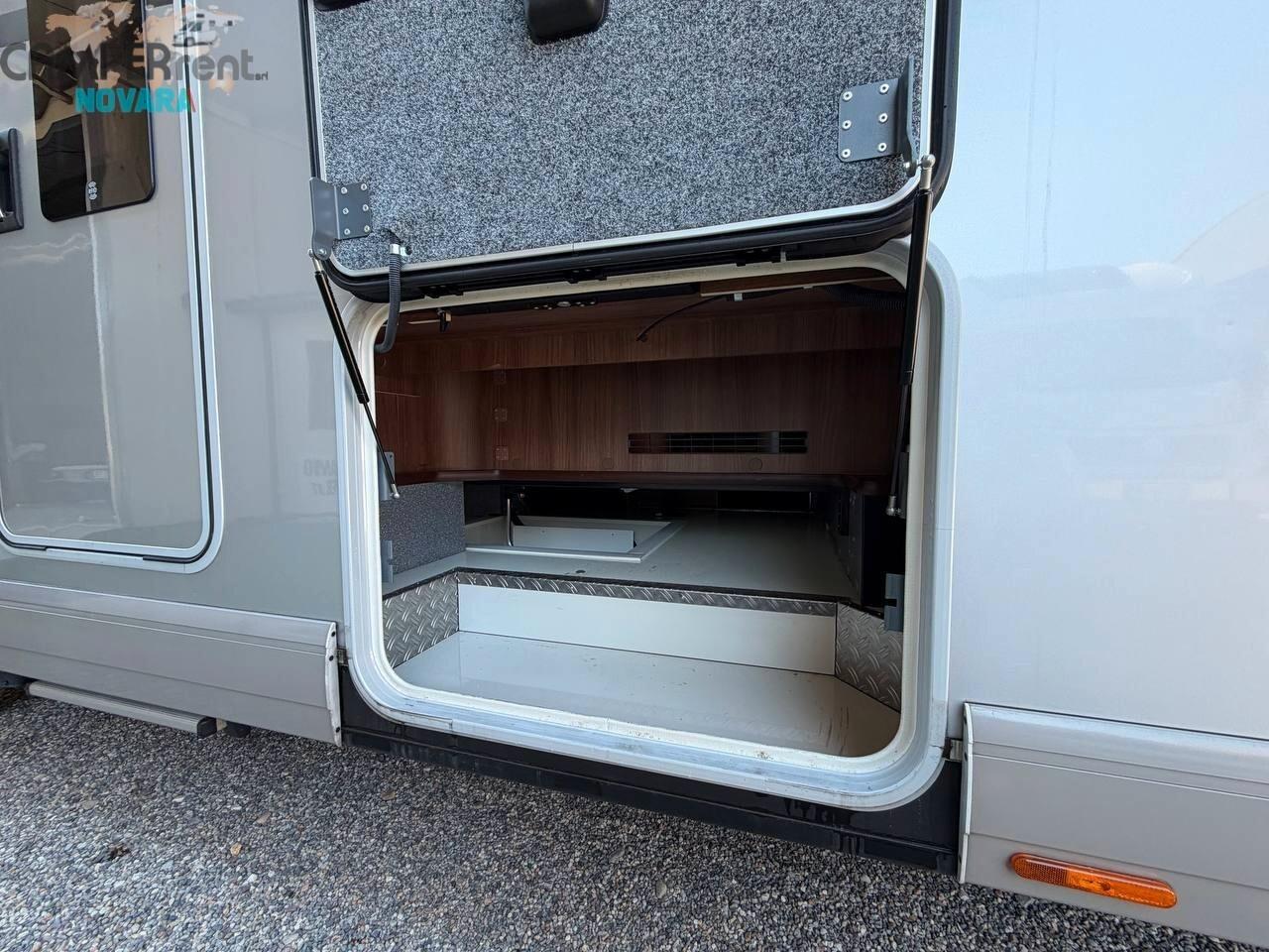 Carthago CHIC E -LINE I 61 XL LE MOTORHOME TOP DI GAMMA LETTI GEMELLI