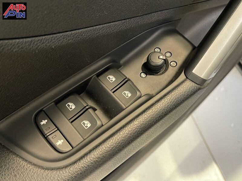 Audi Q2 Q2 35 TDI quattro S tronic Business *PROMO*