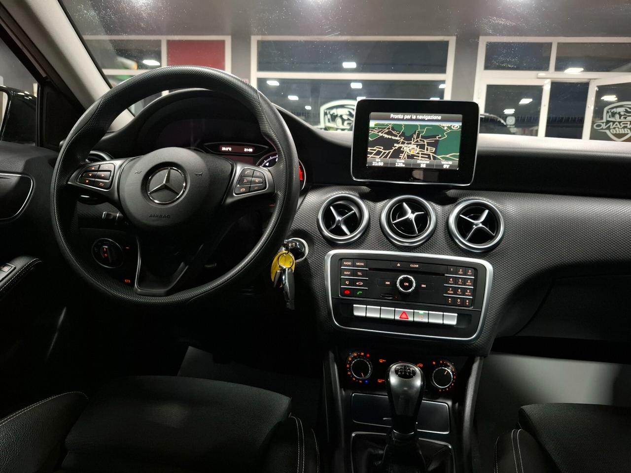 Mercedes A 160 benzina Neopatentato