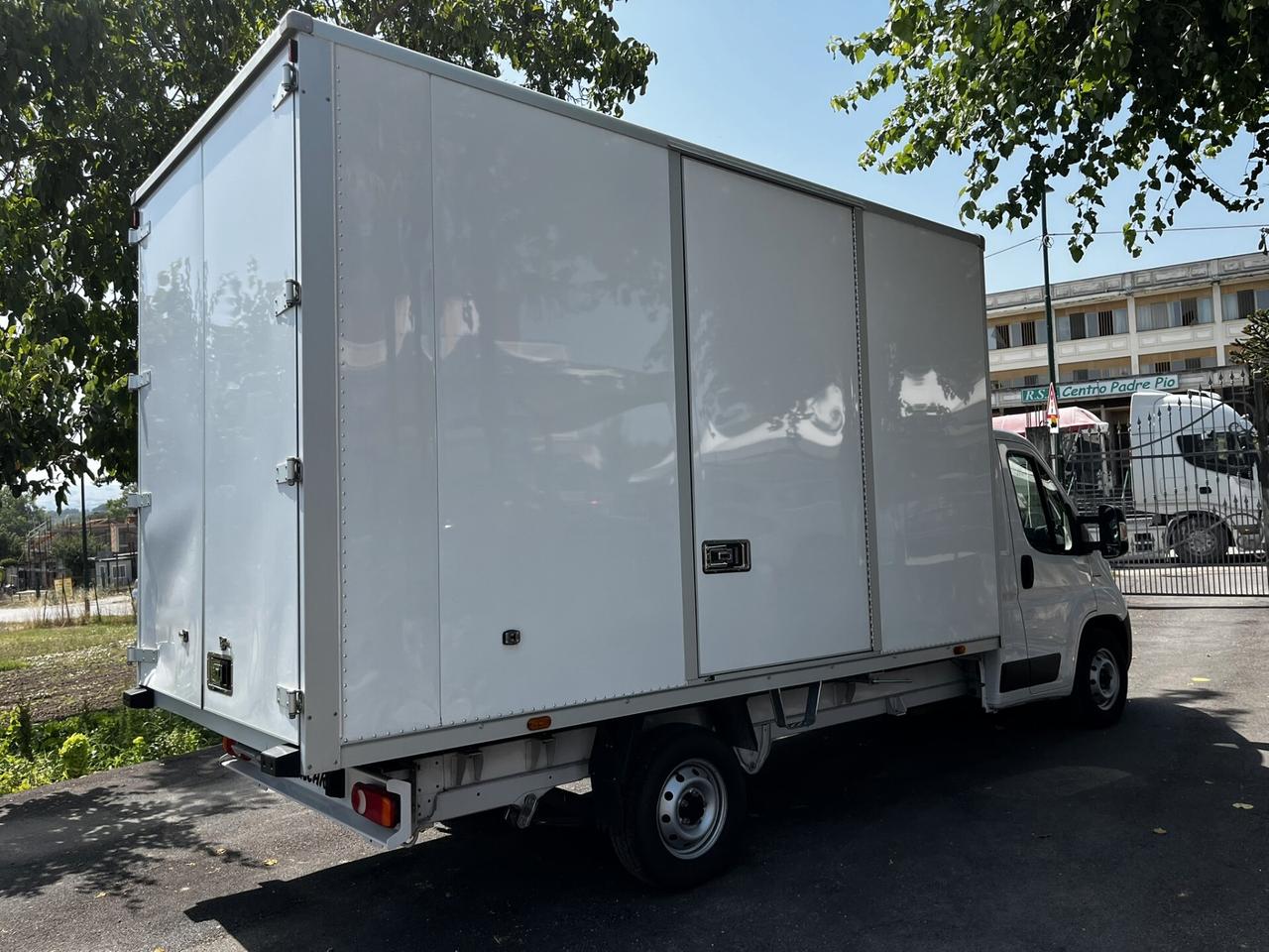 Fiat Ducato MAXI Cassa Alluminio Furgonato