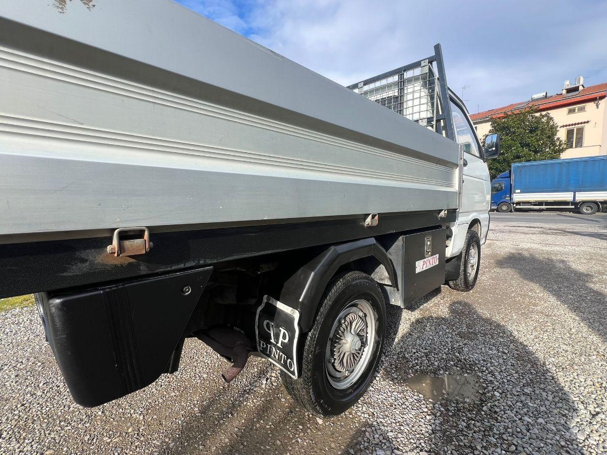 Piaggio QUARGO 690 vers. lo PINTO