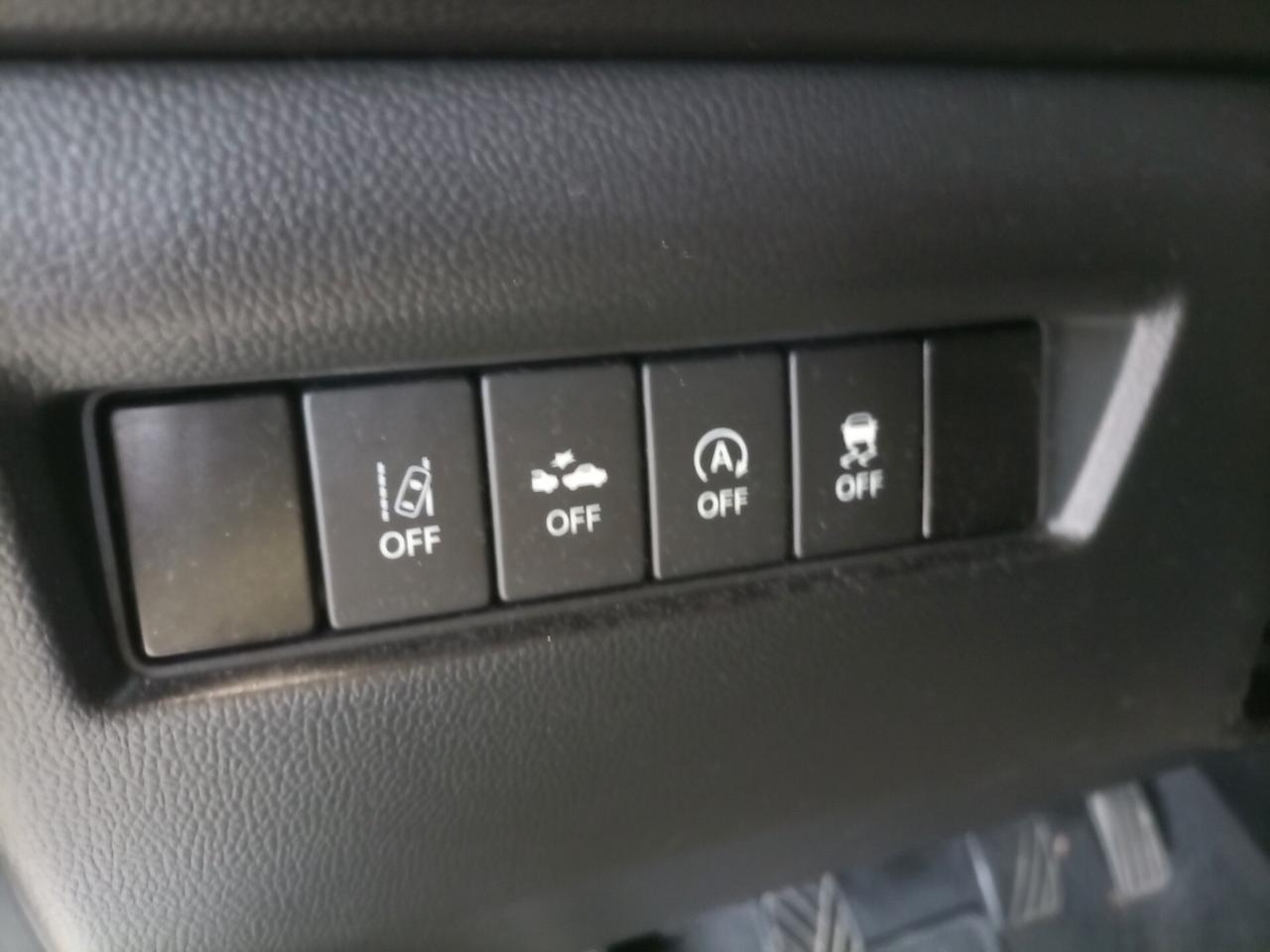 Suzuki Swift 1.2 Hybrid 4WD AllGrip Top