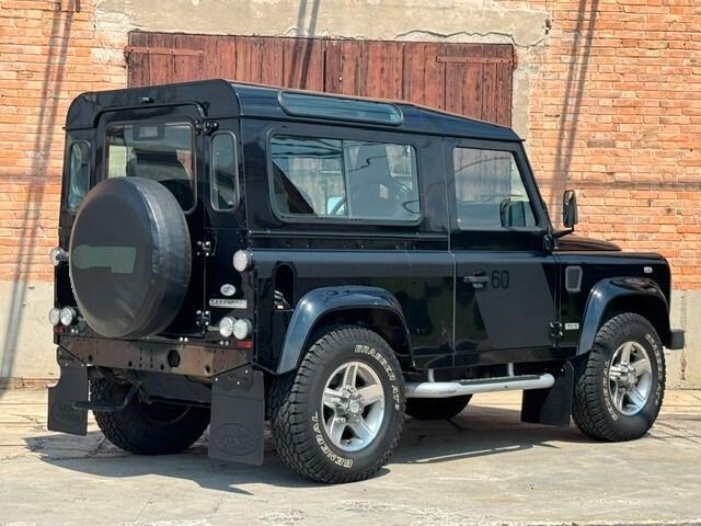 Land Rover Defender SVX 60 Anniversario