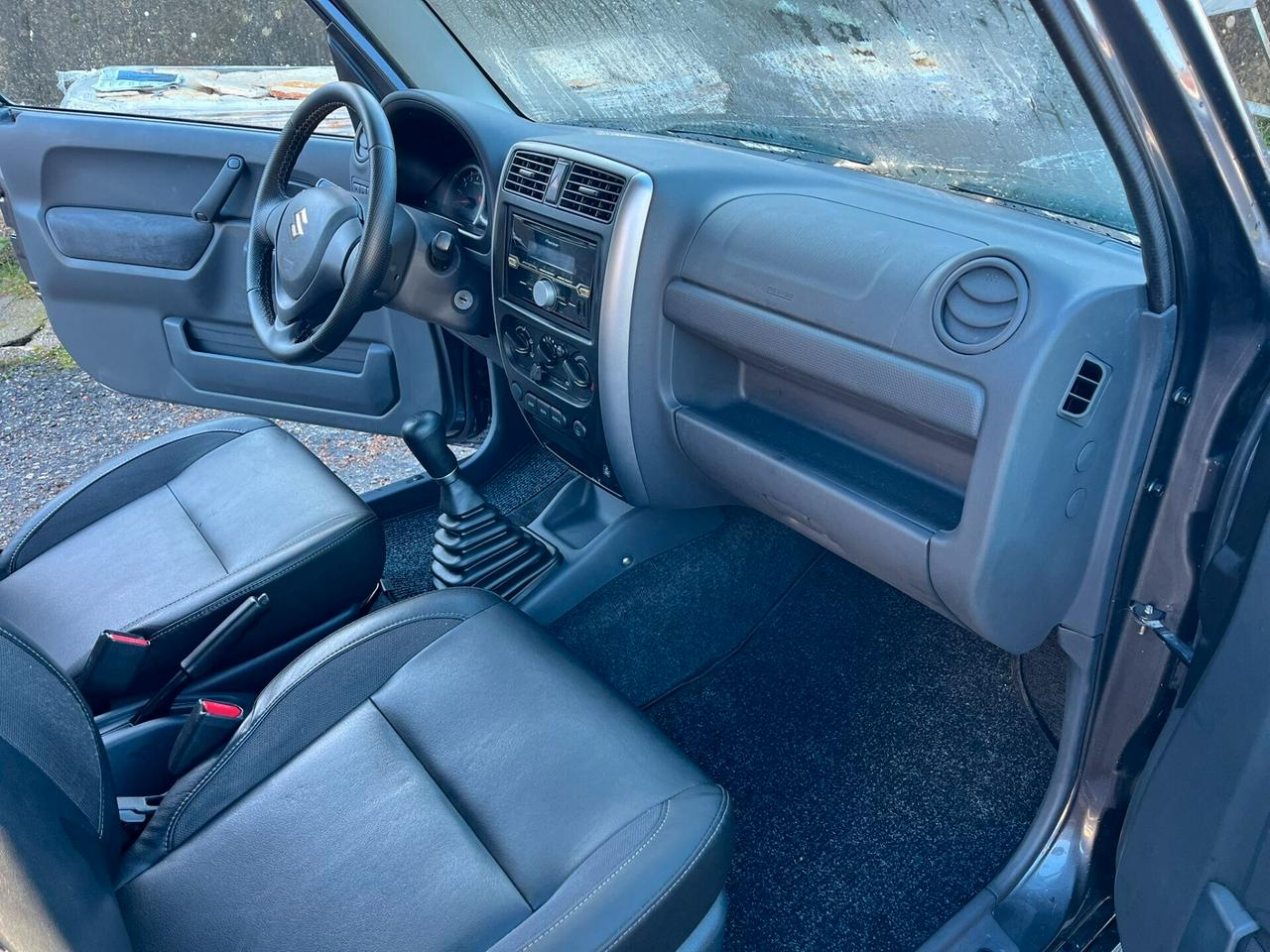 Suzuki Jimny 1.3 4WD A/T Evolution Plus