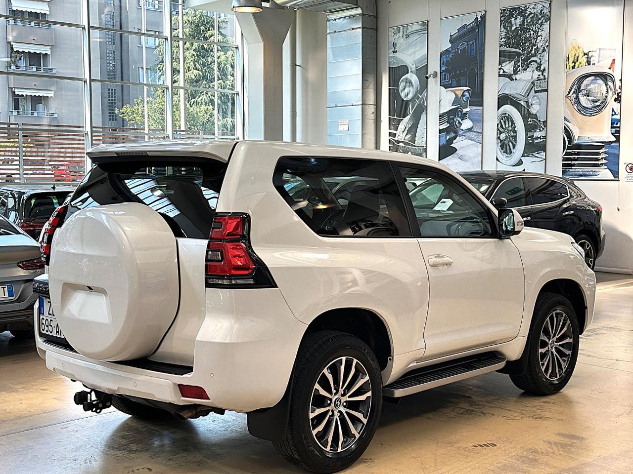 Toyota Land Cruiser 3 Porte 2.8 d-4d Lounge auto - Gancio Traino