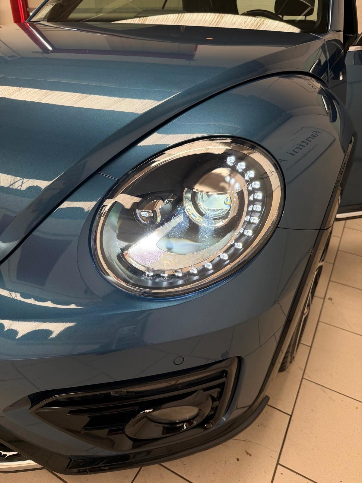 Volkswagen Maggiolino Cabrio Sport R Line 1.4 TSI 150cv dsg-LEGGI SOTTO