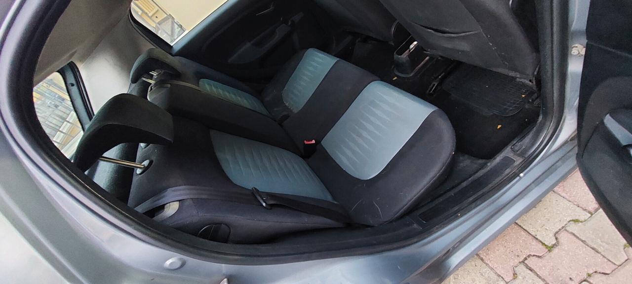 GRANDE PUNTO 1,4 GPL SCADENZA GPL 2030 MECCANICA NUOVISSIMA X NEOPATENTATI