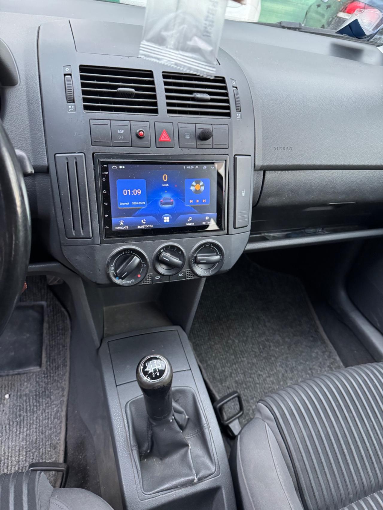 Volkswagen Polo 1.4/75CV 16V 3p. Sportline