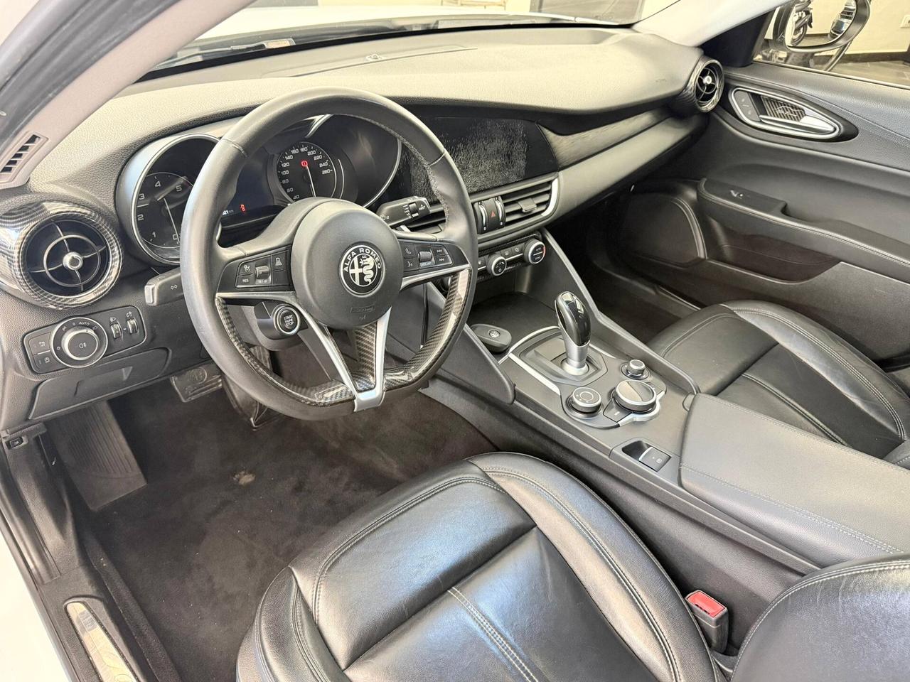 Alfa Romeo Giulia 2.2 Turbodiesel 150 CV AT8