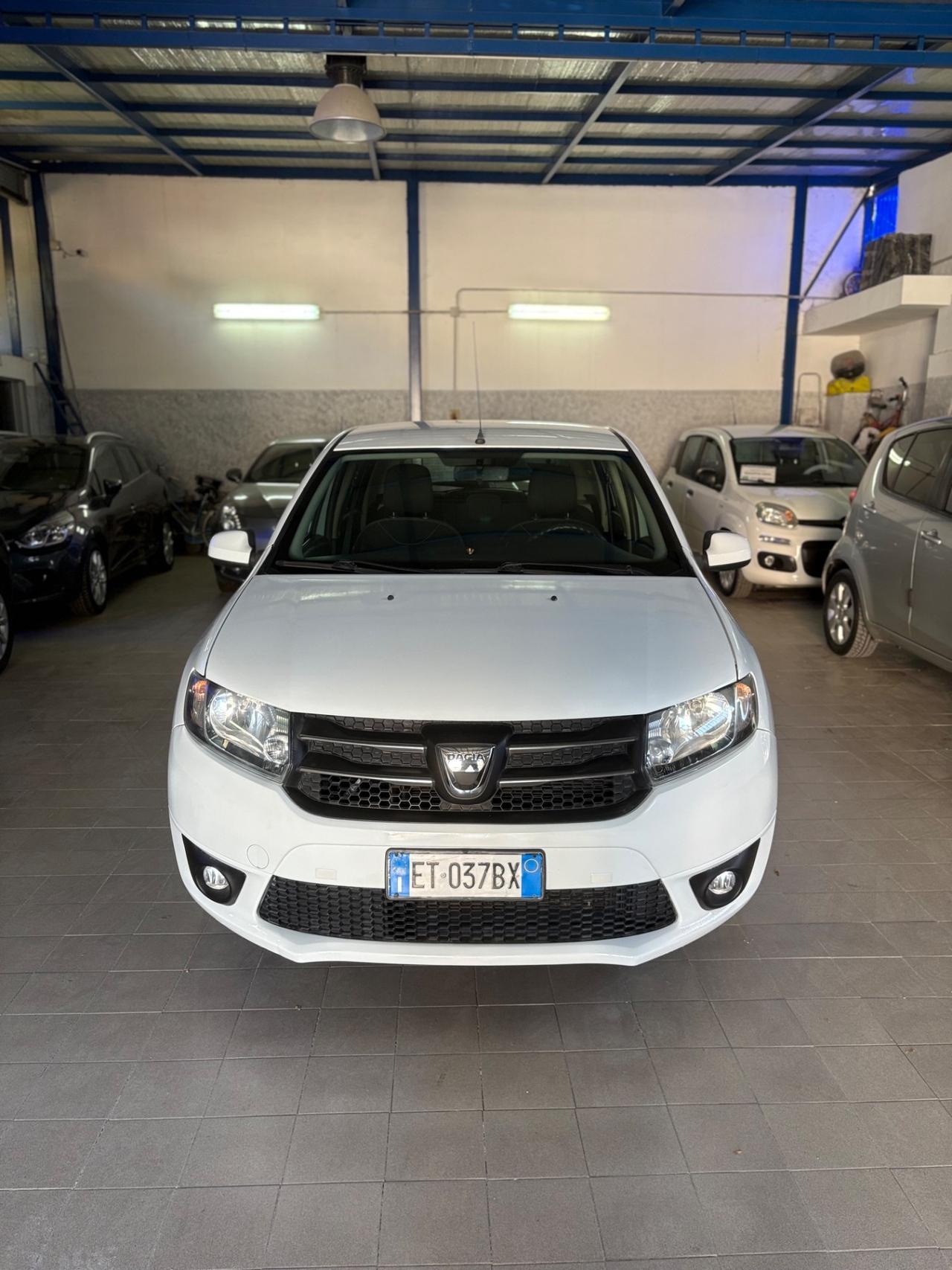 Dacia Sandero 1.2 GPL 75CV