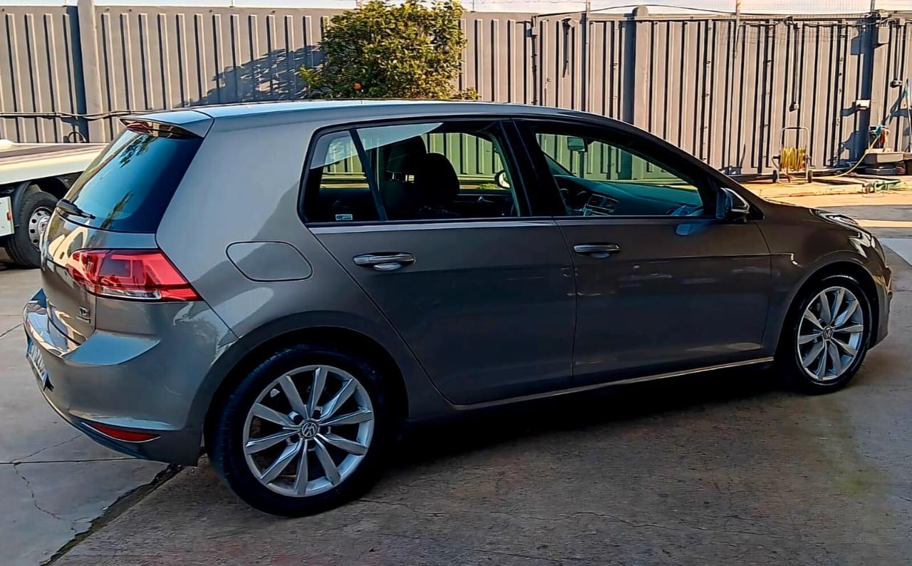 Volkswagen Golf 1.6 TDI 5p. Highline BlueMotion Technology