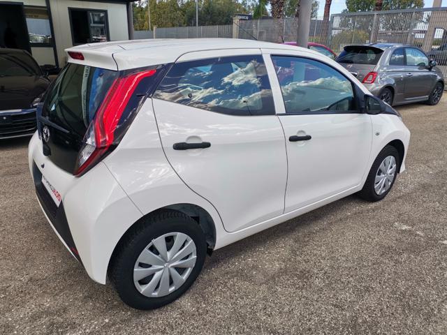 TOYOTA Aygo Connect 1.0 VVT-i 72CV 5 porte