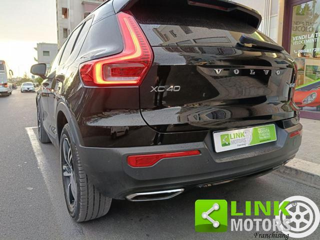 VOLVO XC40 D4 AWD Geartronic R-design