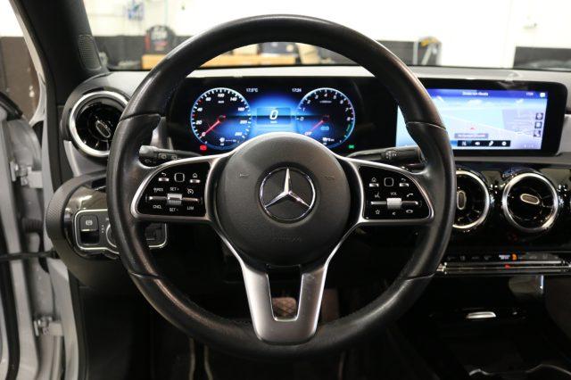 MERCEDES-BENZ A 250 e Automatic EQ-Power Sport