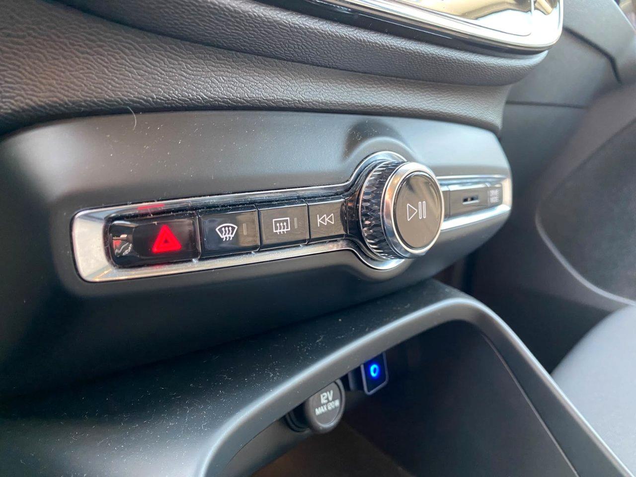 Volvo XC40 1.5 t5 phev Inscription auto my21
