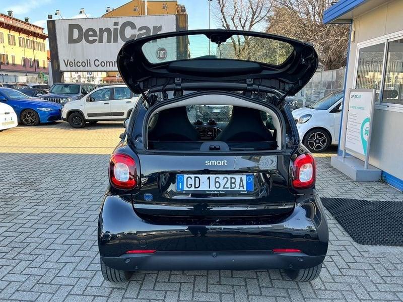 smart fortwo EQ Passion