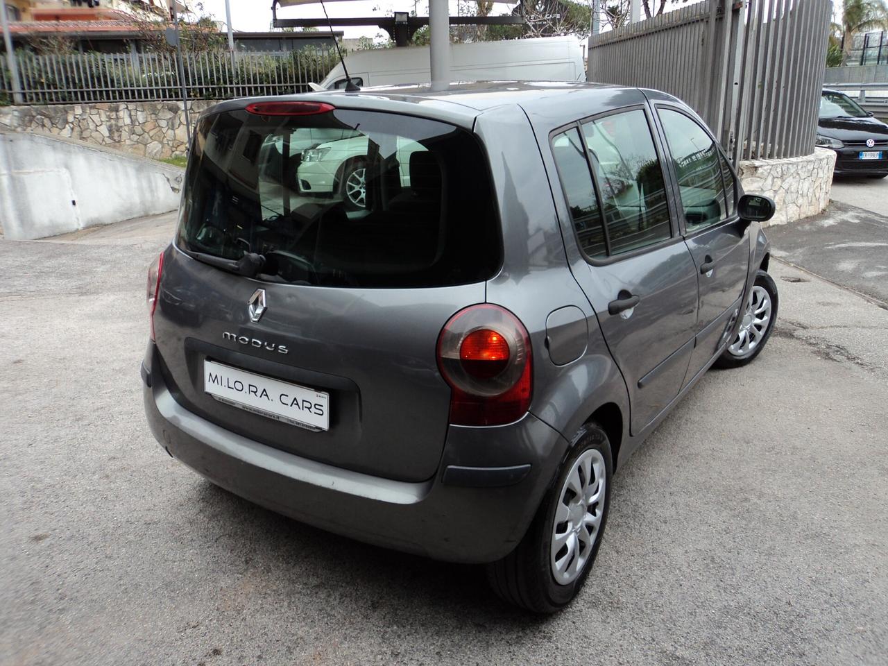 Renault Modus 1.5 dCi 85CV Initiale