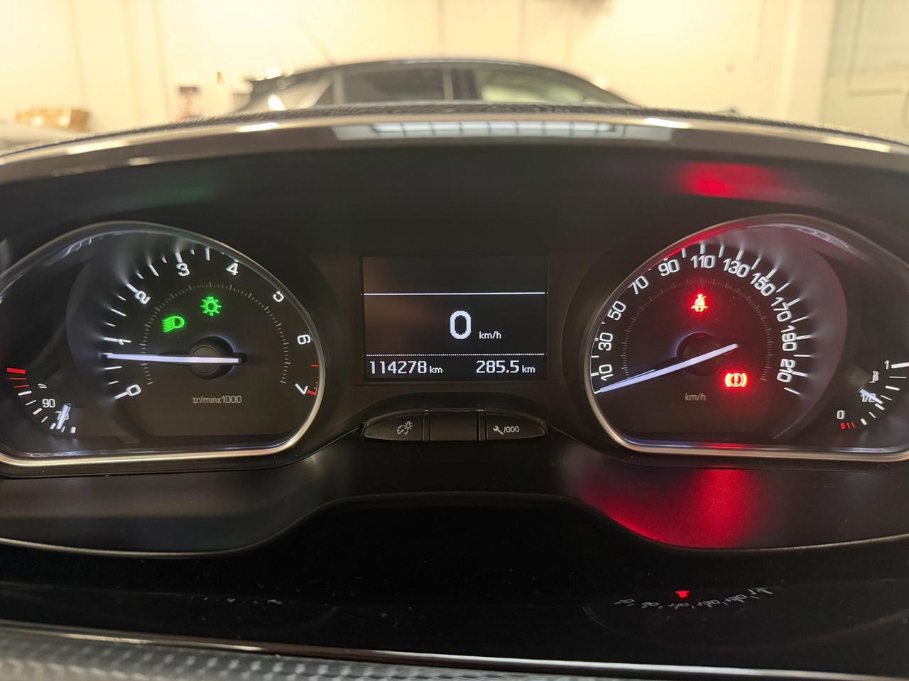 Peugeot 208 PureTech 82 5 porte Allure