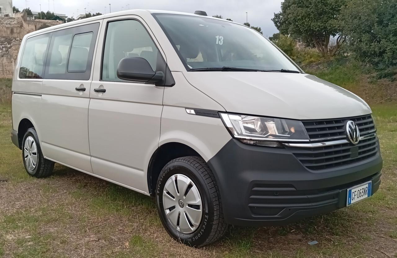 Volkswagen Transporter 2.0 TDI 110CV PL Kombi Business 9 Posti