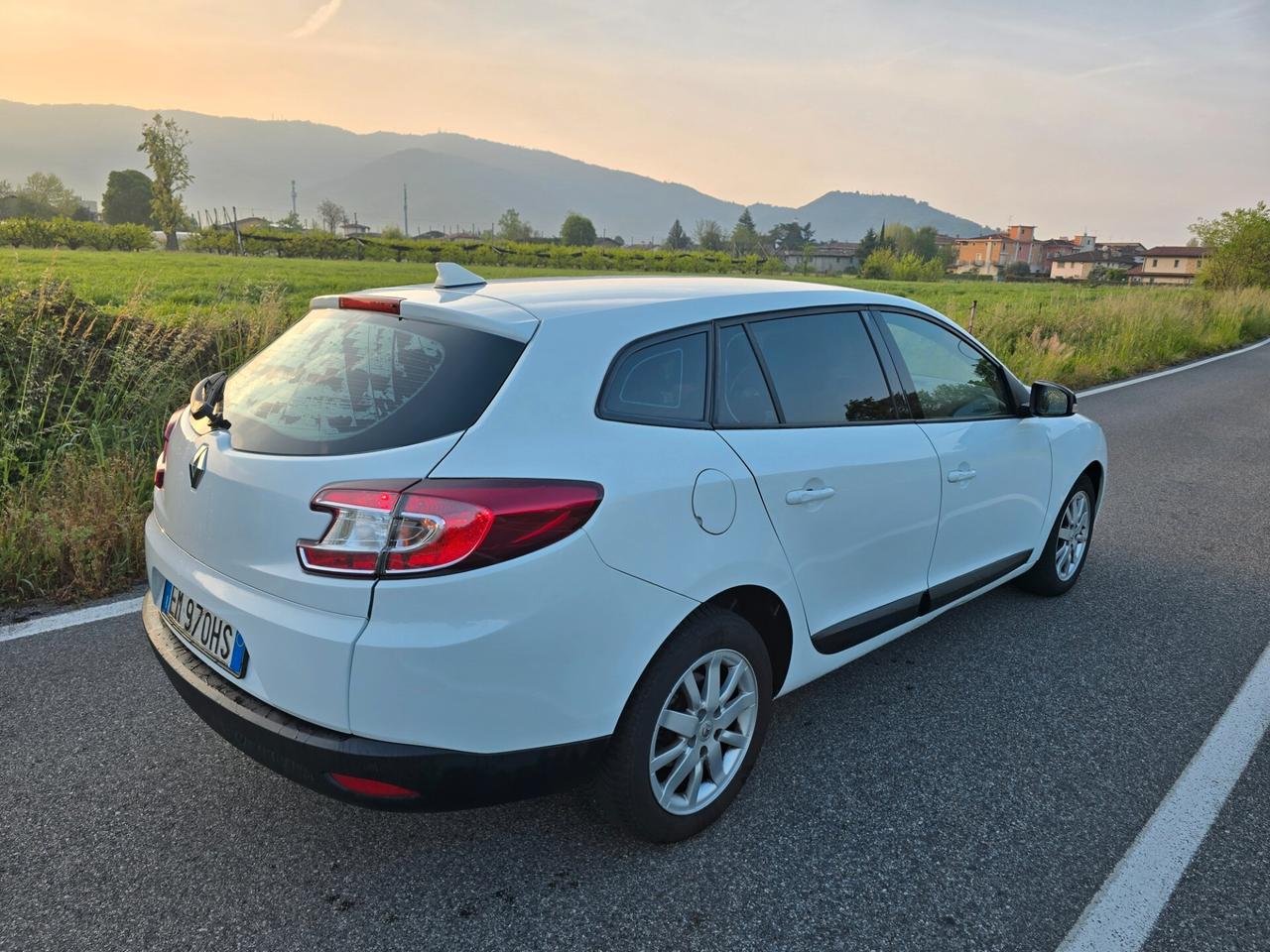 RENAULT MEGANE 1.5 dCi "OK PER NEOPATENTATI "