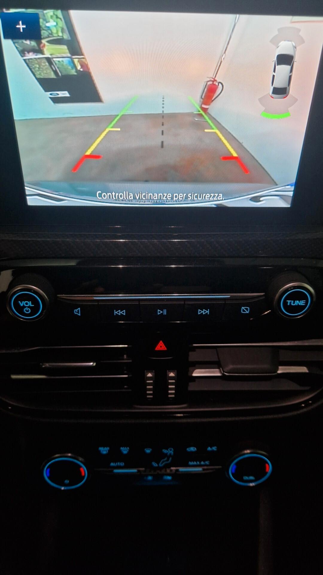 Ford Kuga 1.5 EcoBoost 2WD ST-Line Retrocam navi usb