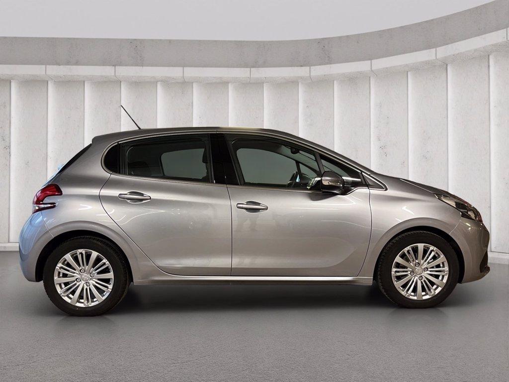 PEUGEOT 208 5p 1.2 puretech Allure s&s 82cv neopatentati del 2019