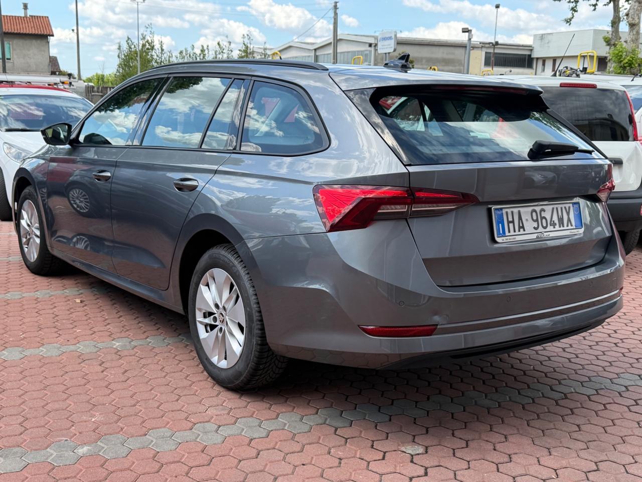 Skoda Octavia 2.0 TDI EVO SCR DSG Wagon Executive