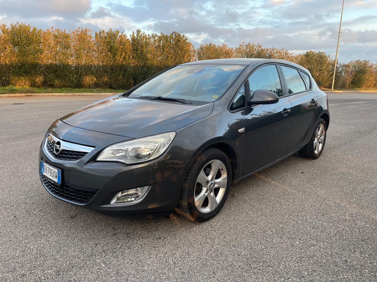 Opel Astra 1.7 CDTI 110CV 5 porte