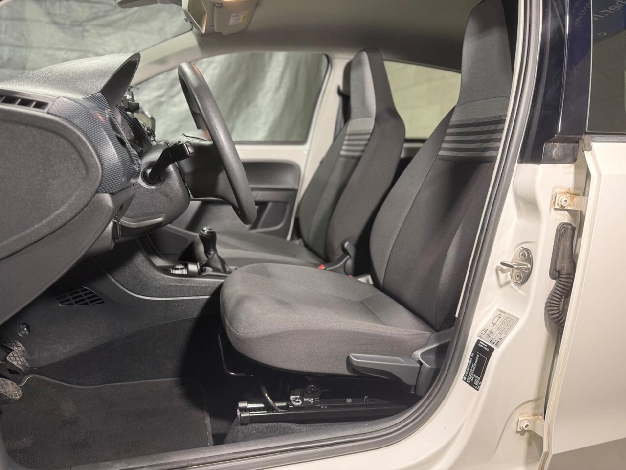 Volkswagen up! 1.0 5 PORTE NEOPATENTATI