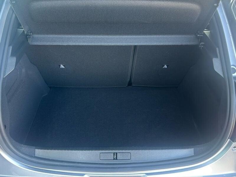 Lancia Ypsilon Ibrida Ibrida 100cv Ypsilon e-DCT