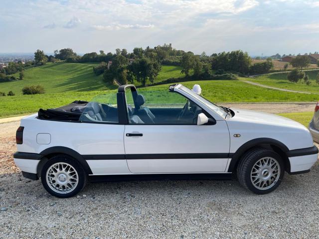 VOLKSWAGEN Golf 1.6 cat 5 porte