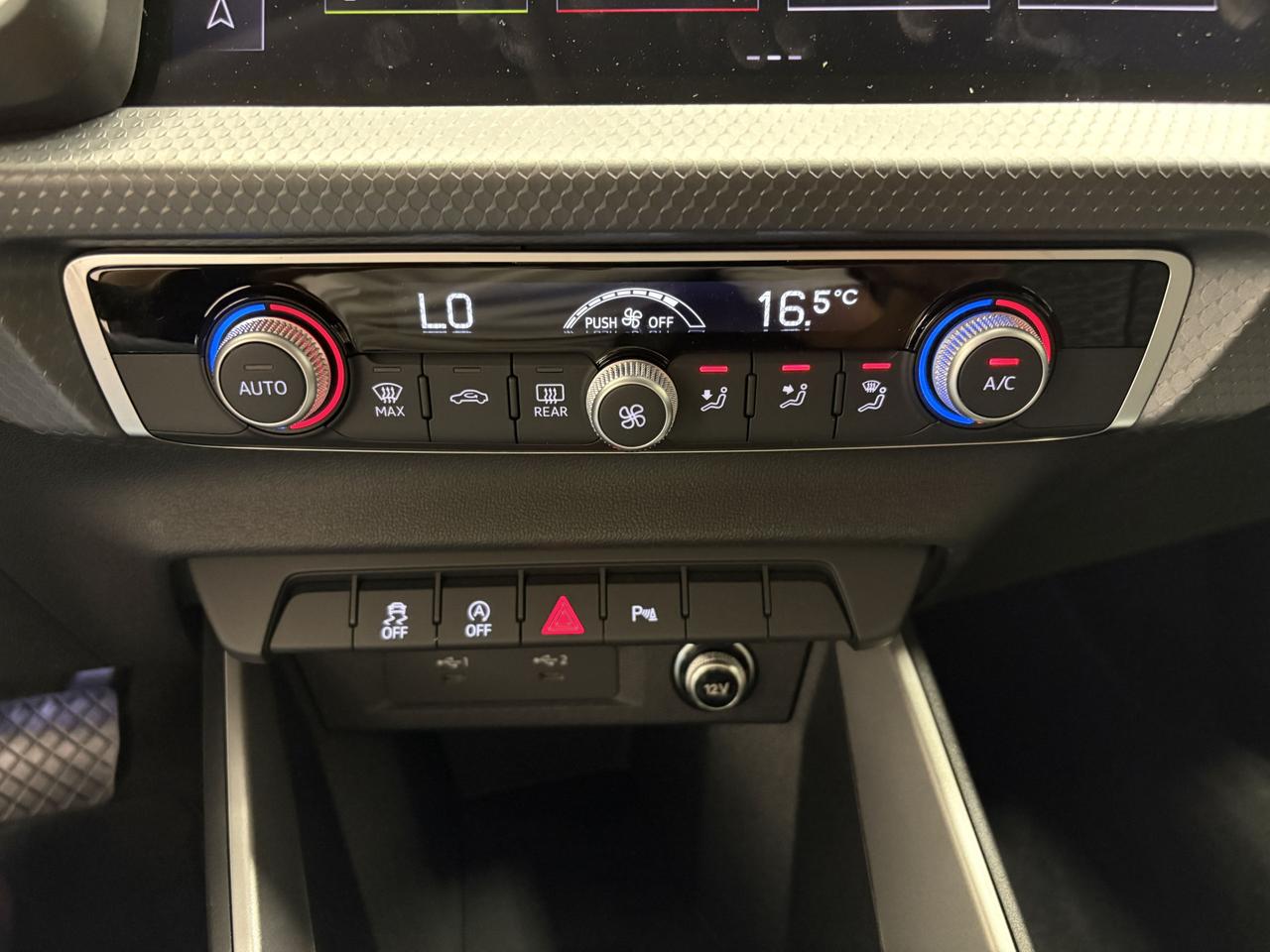 AUDI A1 SPORTBACK 30 TFSI S-TRONIC S-LINE EDITION