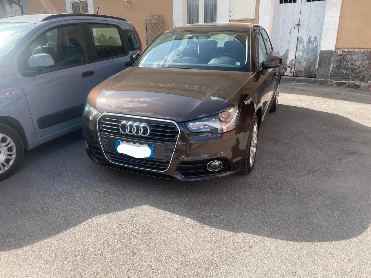 Audi A1 1.6 TDI S tronic line edition plus