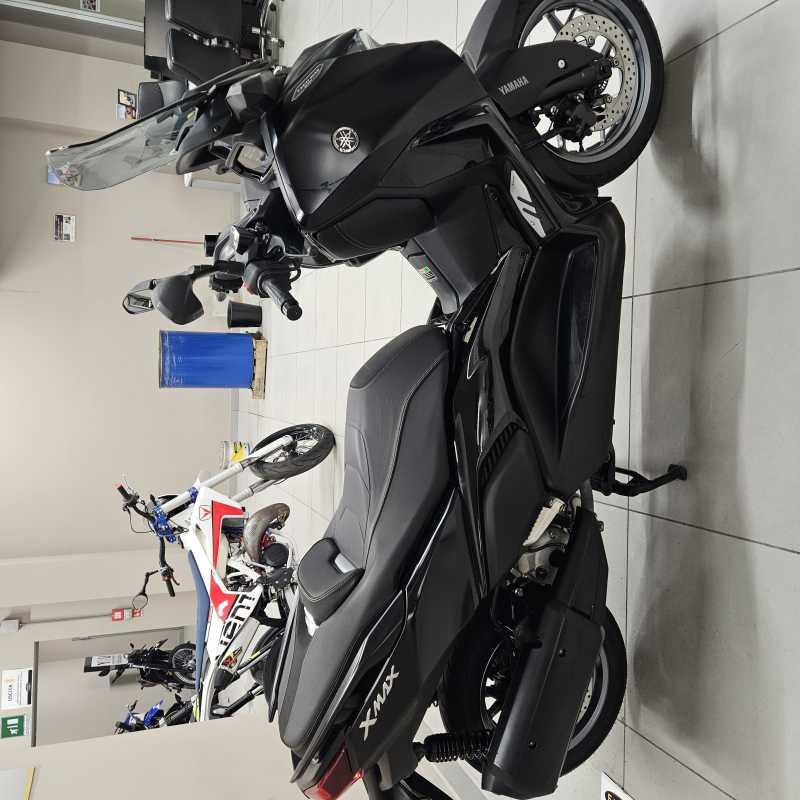Yamaha X-Max 300 Tech Max - 2024