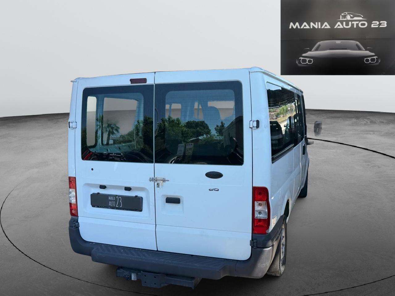 Ford Transit 300 M 2.2 TDCI 116 CV 9 POSTI*GANCIO TRAINO*