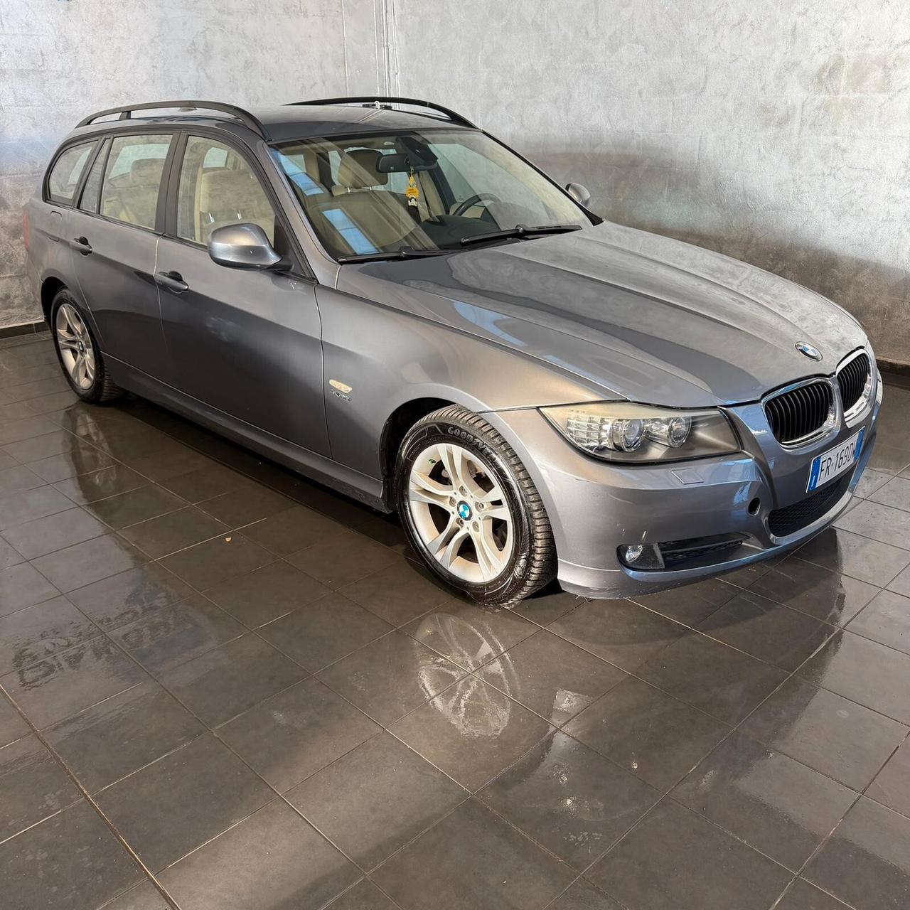 Bmw 320D touring X-DRIVE