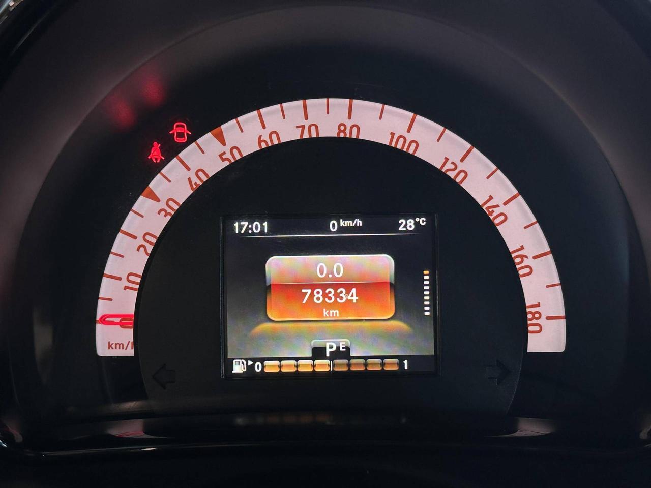 Smart Fortwo Cabrio 0.9 Suitegrey 90cv