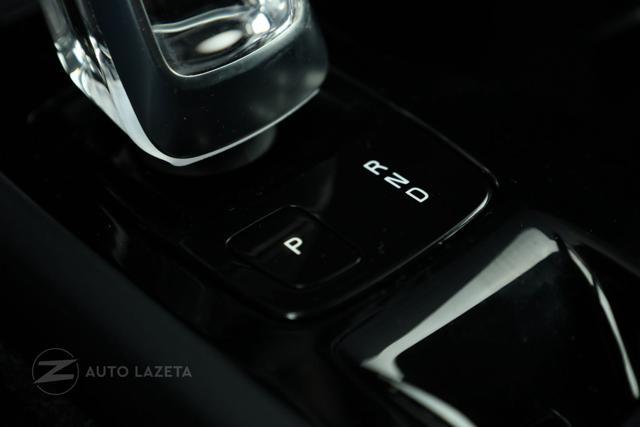 VOLVO XC40 T5 Recharge Plug-in Hybrid Inscription Auto