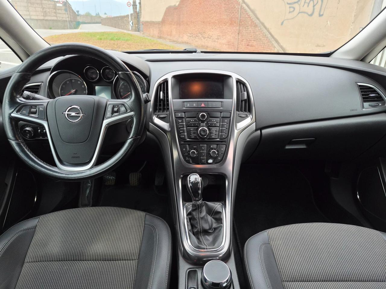 Opel Astra 1.4 Turbo 140CV 5 porte Cosmo