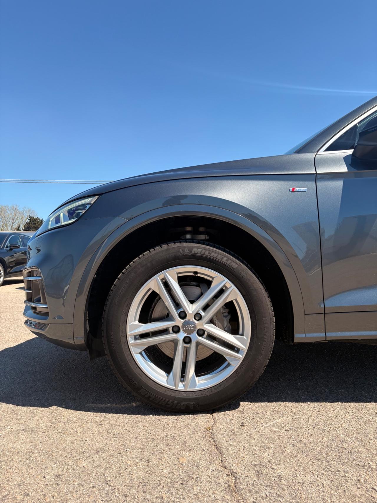 Audi Q5 40 TDI quattro S tronic S line plus