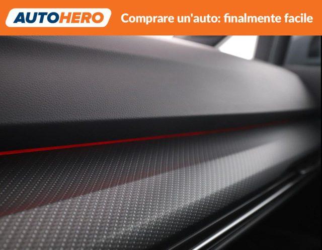 VOLKSWAGEN Golf 1.5 eTSI 150 CV EVO ACT DSG R-Line