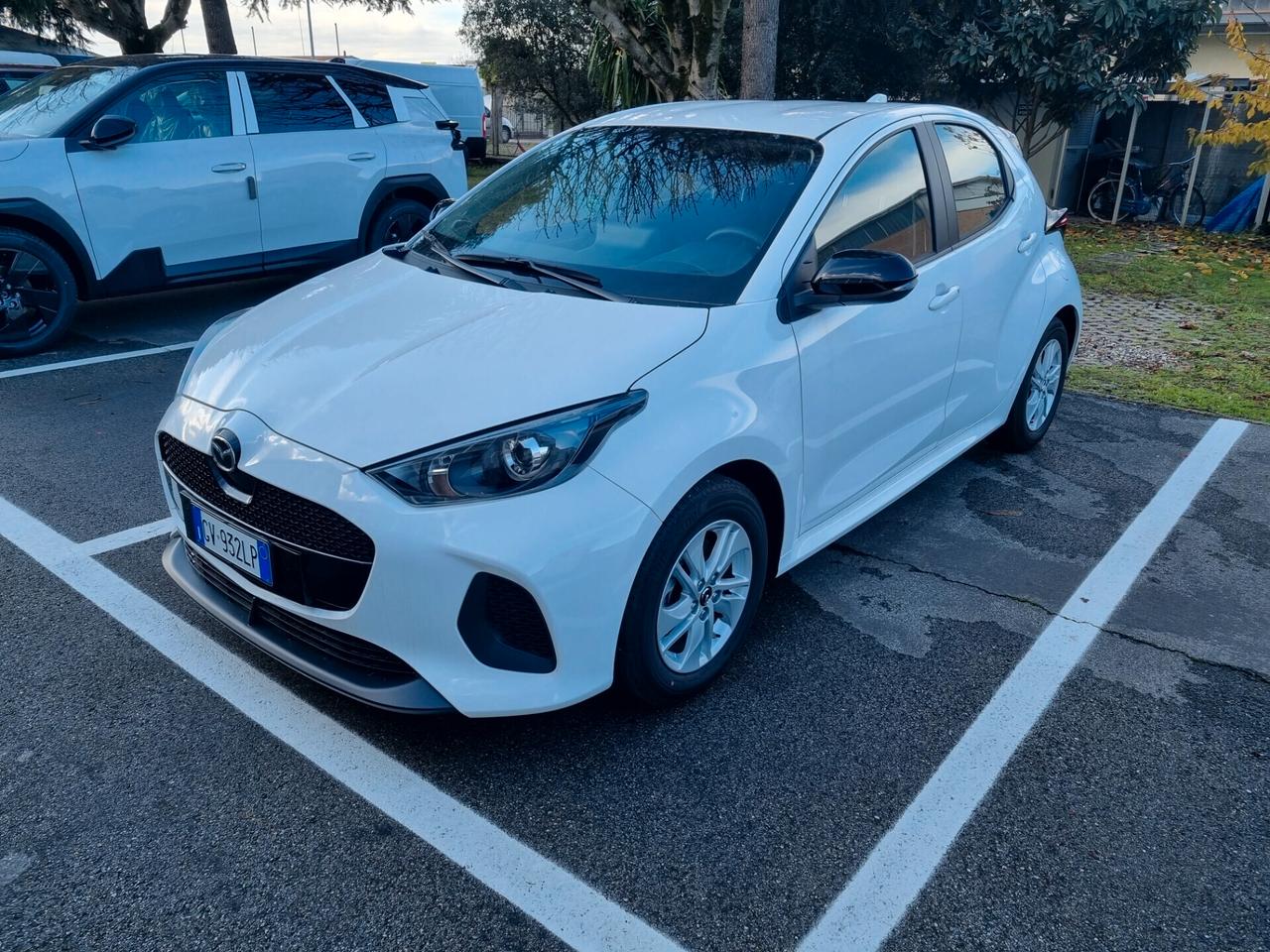 Mazda Mazda2 Hybrid 1.5 VVT e-CVT Full Hybrid Electric Centre-Line