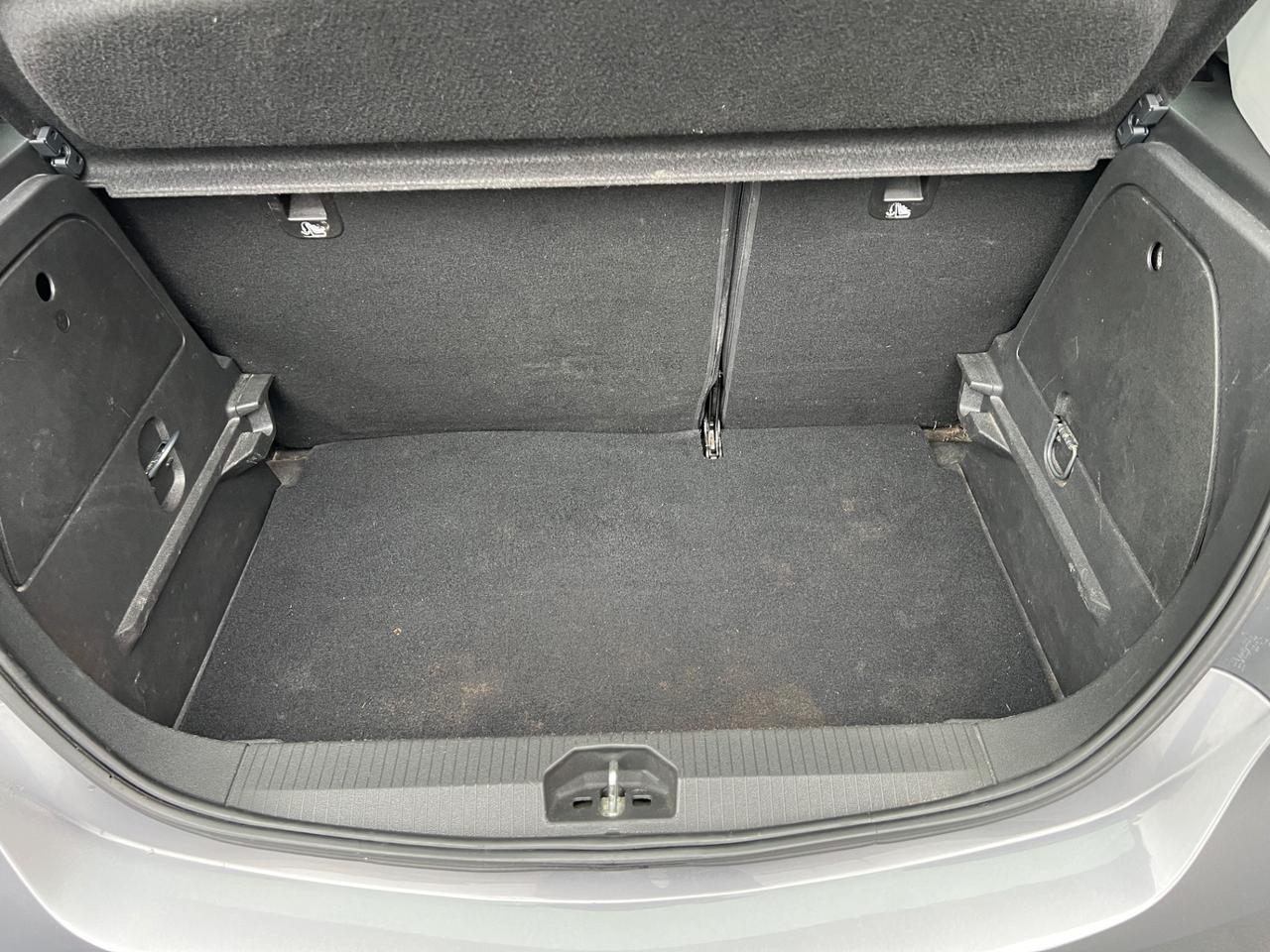 Opel Corsa 1.4 90CV GPL Tech 5 porte b-Color