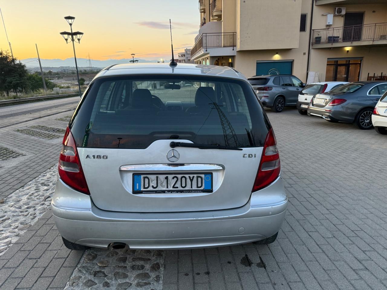 Mercedes-benz A 180 automatica
