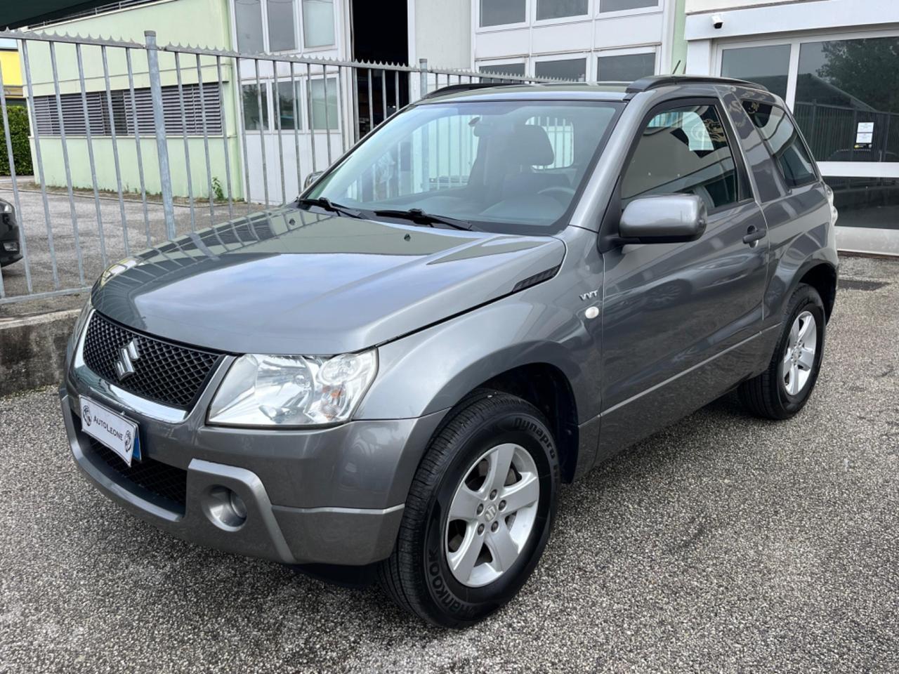 Suzuki Grand Vitara BENZINA 1.6 106cv 16V 3 porte DA VETRINA