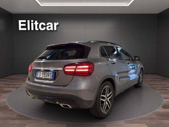 MERCEDES-BENZ GLA 180 d Automatic Sport